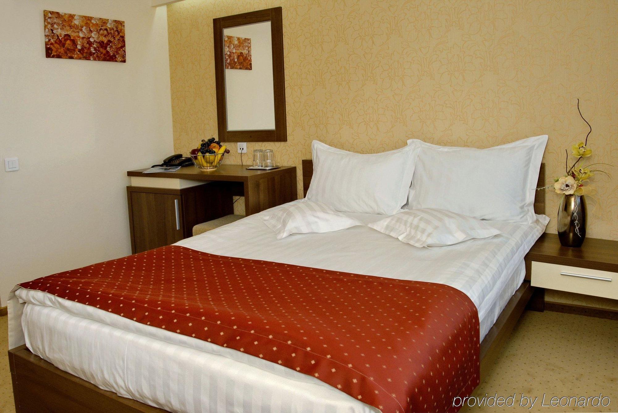 Hotel Univers Клуж-Напока Номер фото